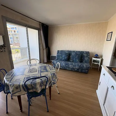 Mar-21-pornichet - Location De - Face Port Mae-2543 Pornichet