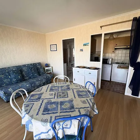 Mar-21-pornichet - Location De - Face Port Mae-2543 Apartmán